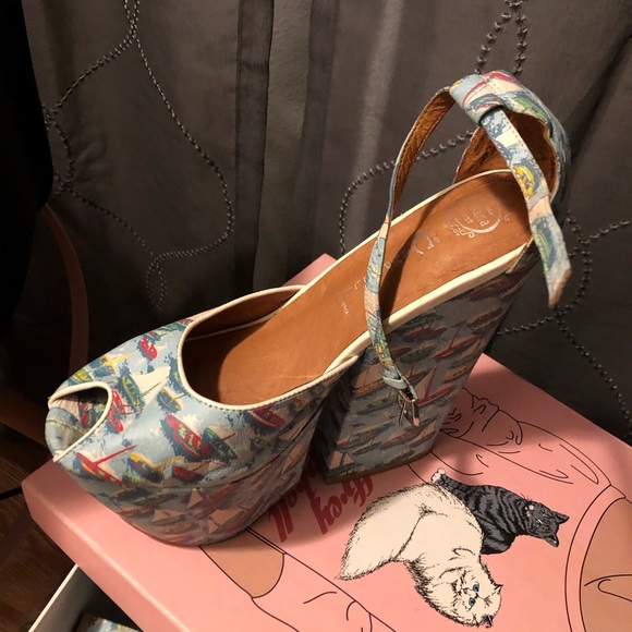 Jeffrey Campbell Boat Platform - Picture 2 of 6